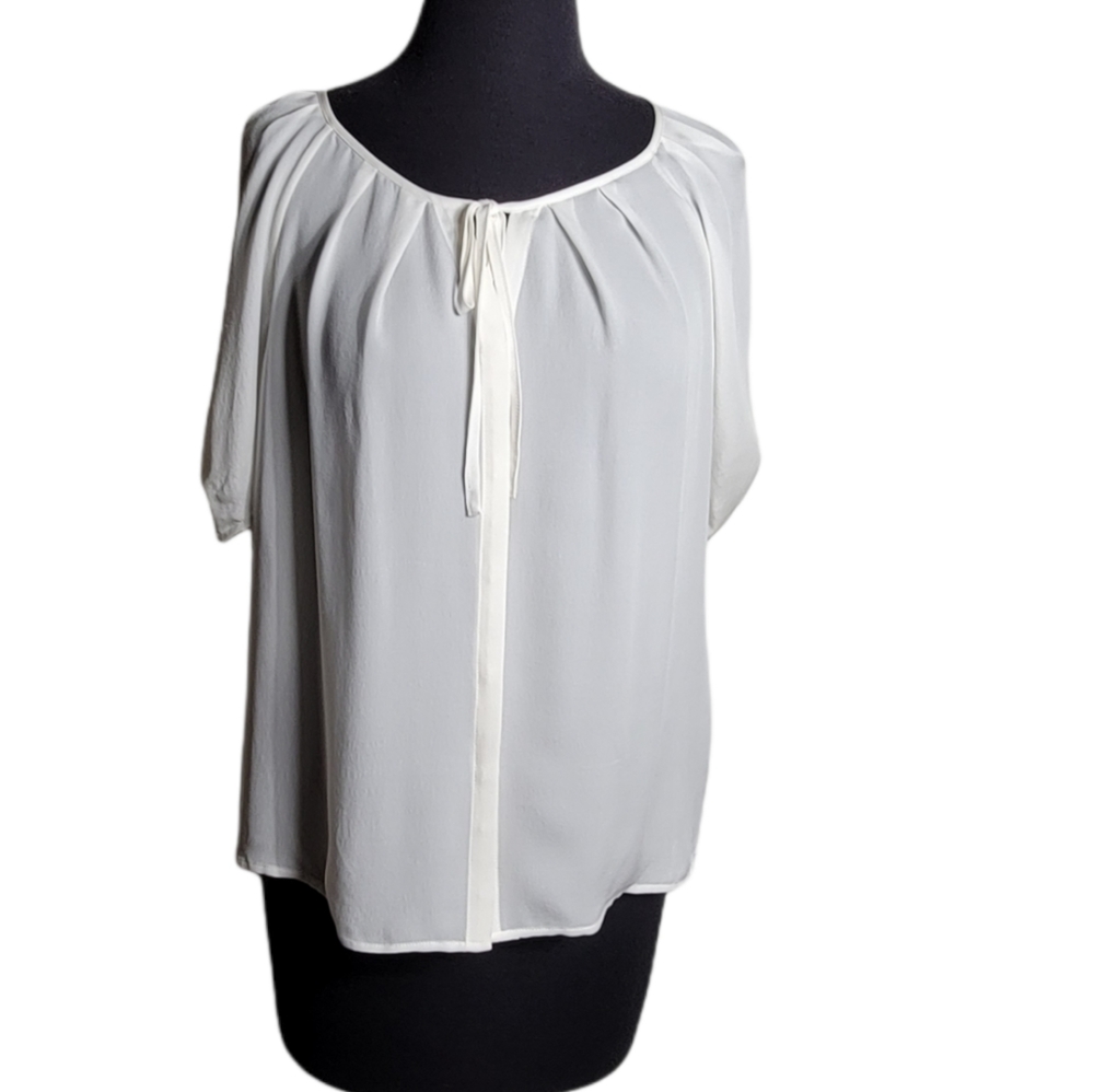 Joie Berkeley silk top size medium cream pleated scoop neck button down blouse